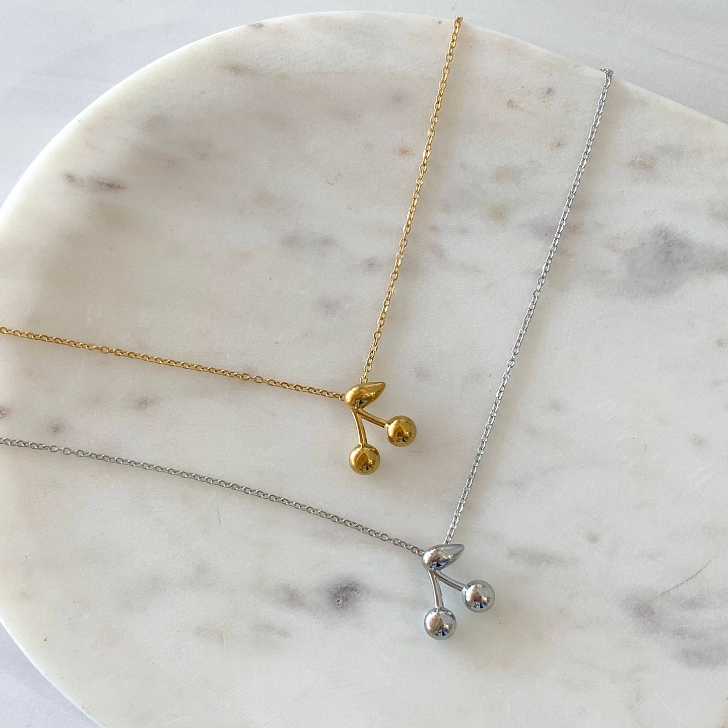 Collar cerezas