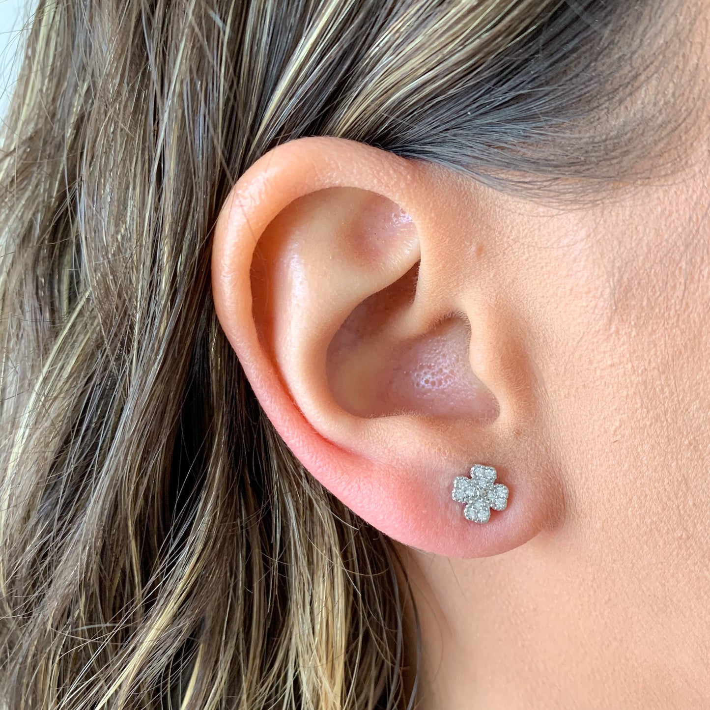 Broquel trebol mini con brillos