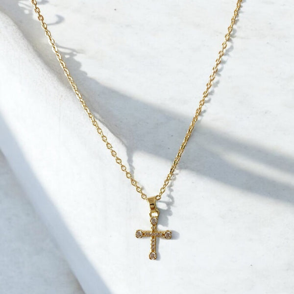 Collar cruz cuadrada brillos