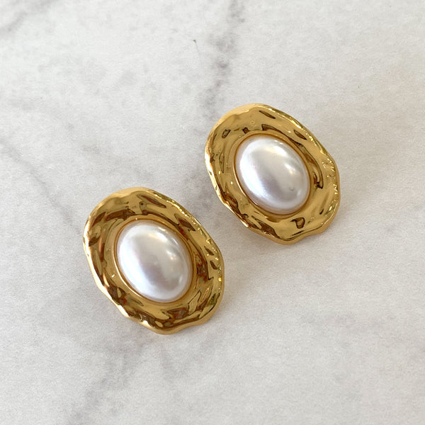 Aretes vintage ovalo con perla