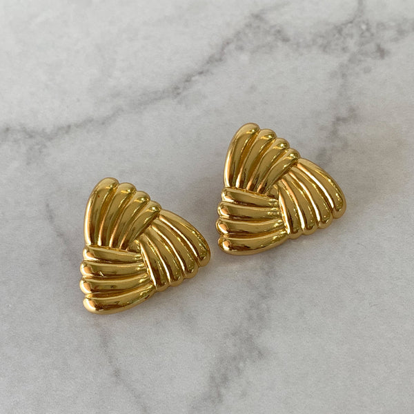 Aretes triangulo estriado