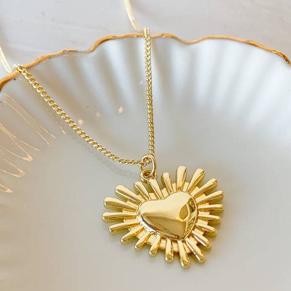 Collar sagrado corazón dorado