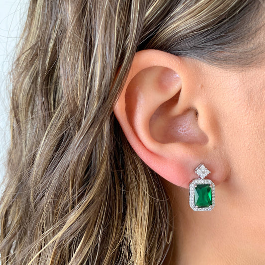 Aretes plateados brillo verde rectangular